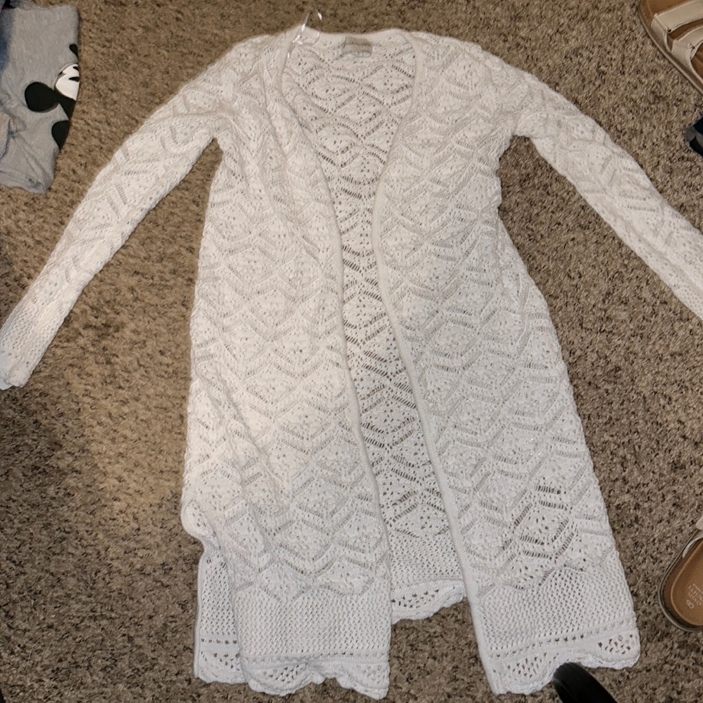 White lace body length cardigan